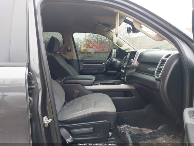 Ram 1500 Big Horn  4x4 5'7 Box