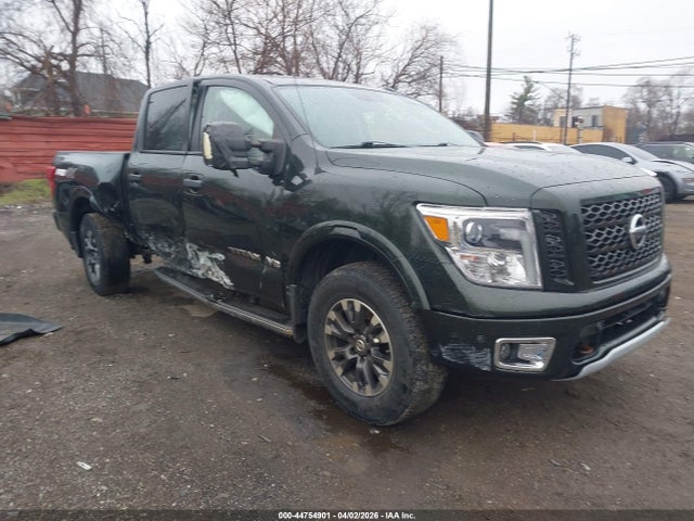 Salvage Nissan Titan Image