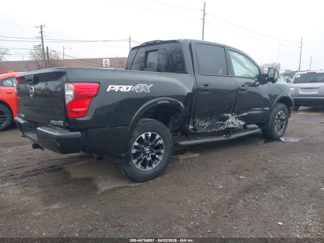Nissan Titan Pro-4x
