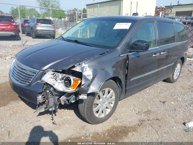 Chrysler Town & Country Touring