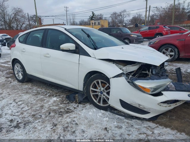 Salvage Ford Focus Image