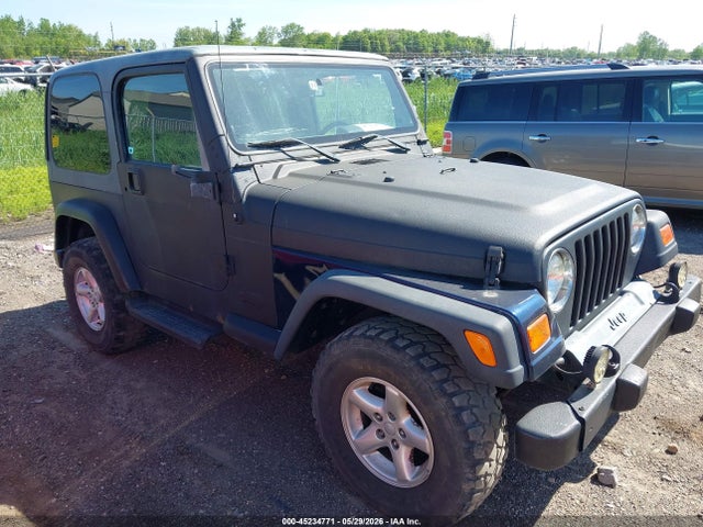 Salvage Jeep Wrangler Image