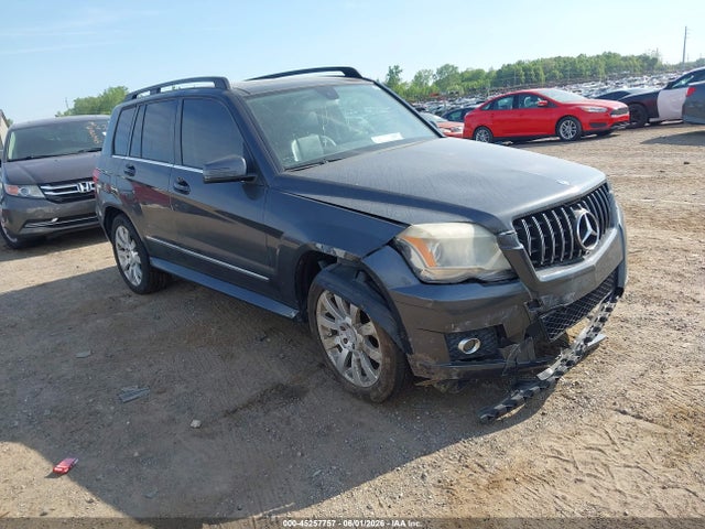 Salvage Mercedes-Benz GLK Image