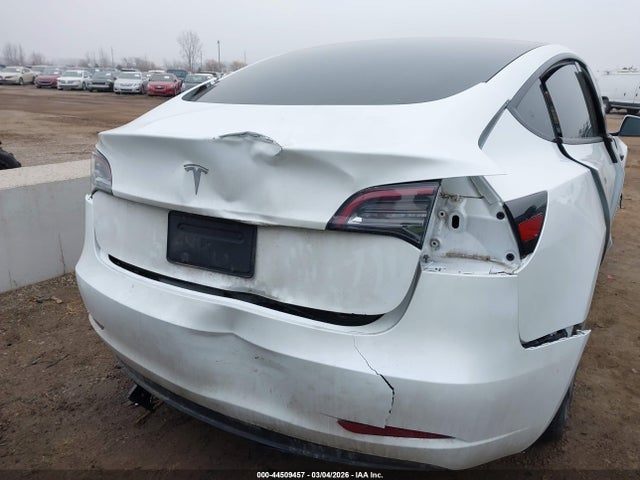 Tesla Model 3 Rear-wheel Drive