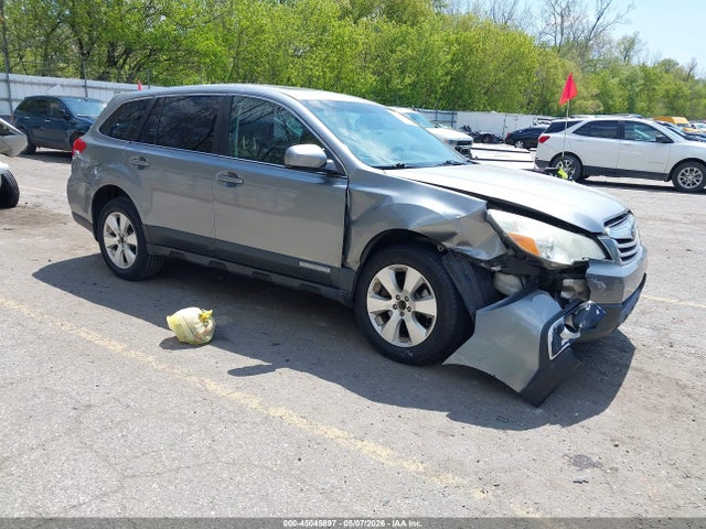 Salvage Subaru Outback Image