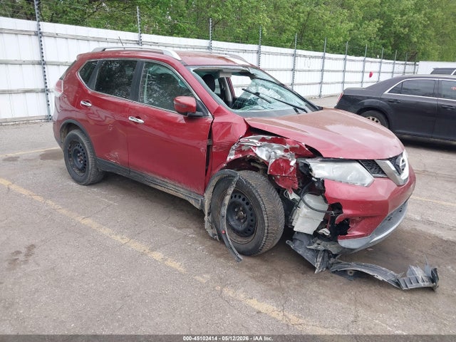 Salvage Nissan Rogue Image