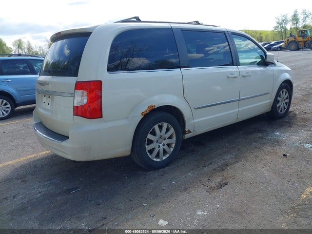 Chrysler Town & Country Touring