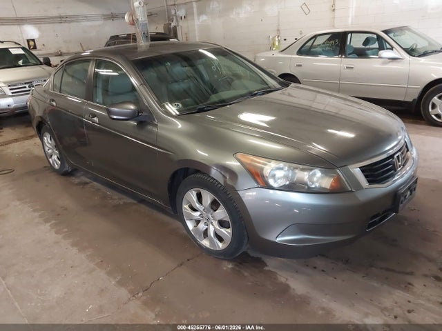 Salvage Honda Accord Image