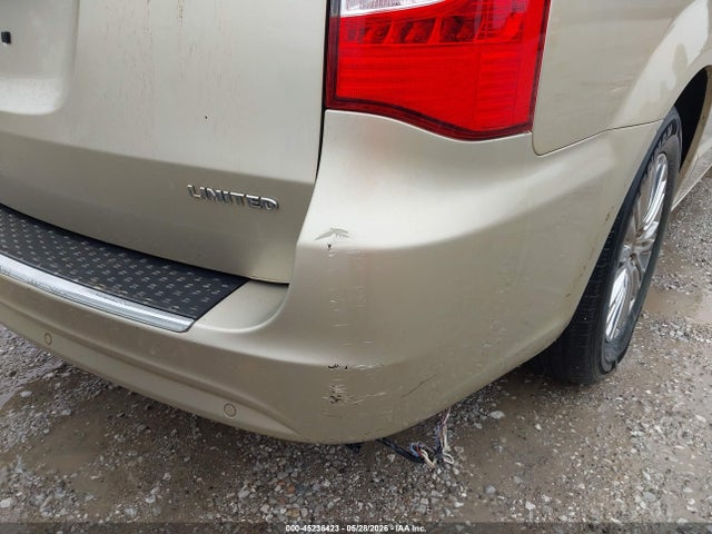 Chrysler Town & Country Limited