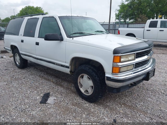 Salvage Chevrolet Suburban Image