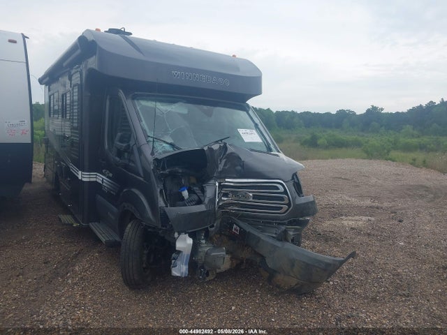 Salvage Ford Transit Image
