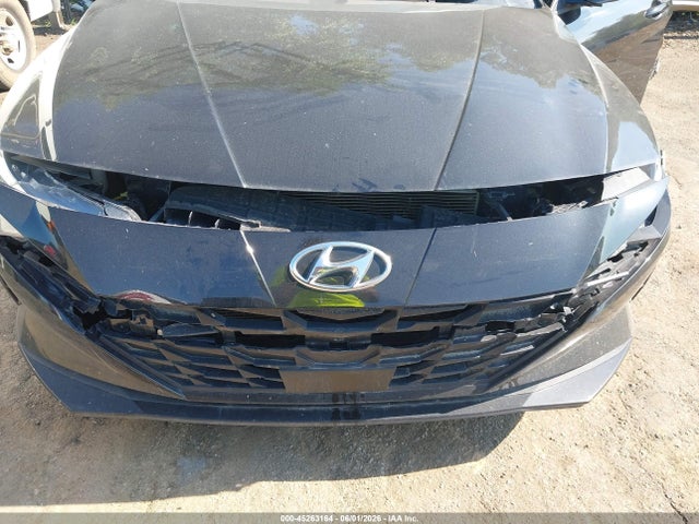Hyundai ELANTRA Sel