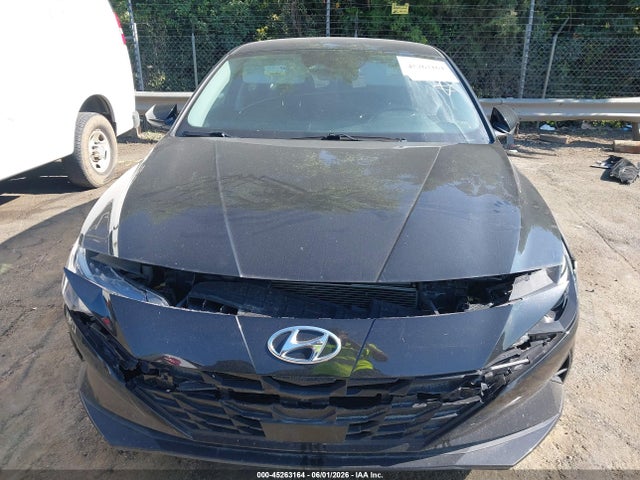 Hyundai ELANTRA Sel