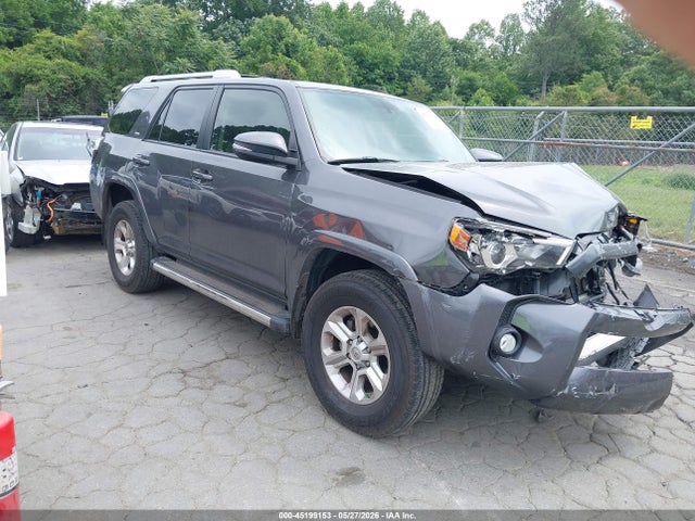 Salvage Toyota 4Runner Image