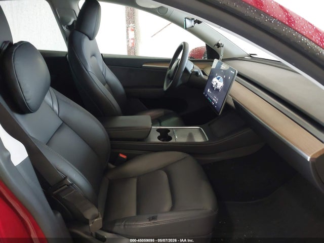 Tesla Model Y Long Range Dual Motor All-wheel Drive