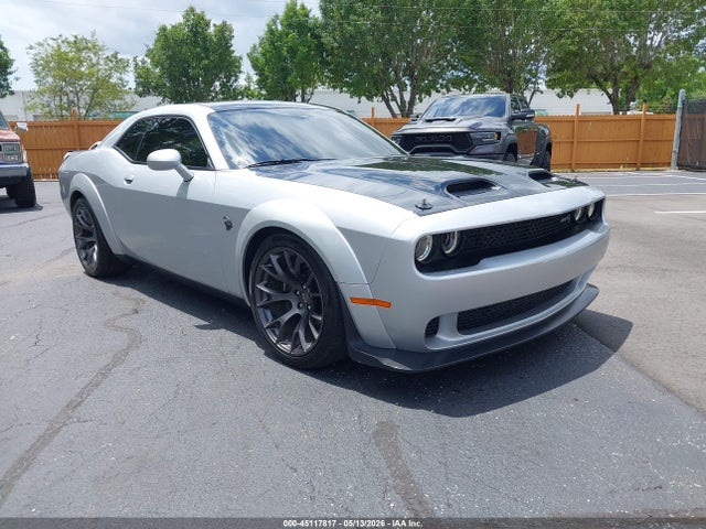 Salvage Dodge Challenger Image