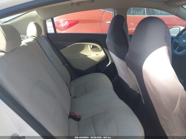 Kia Rio Lx