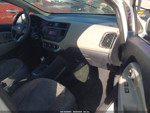 Kia Rio Lx