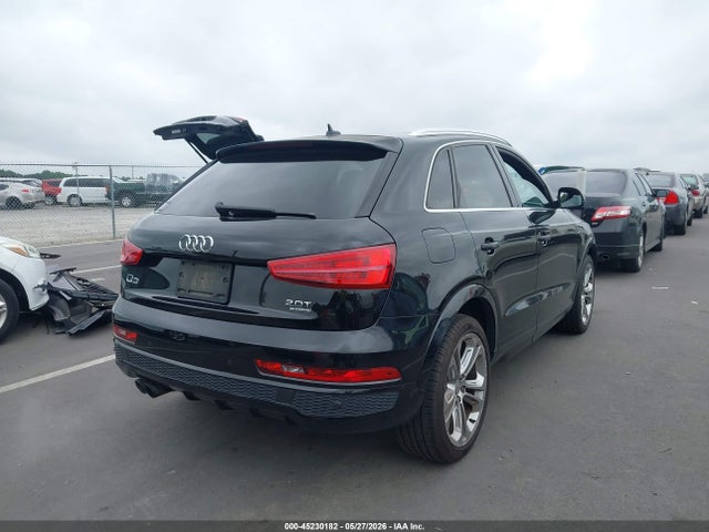 Audi Q3 2.0t Premium