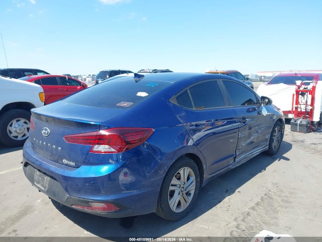 Hyundai ELANTRA Sel