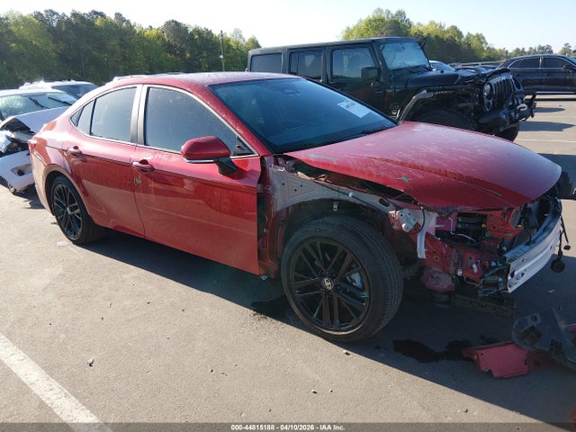 Salvage Toyota Camry Image
