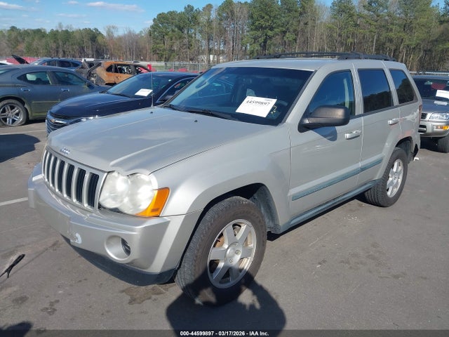 Jeep Grand Cherokee Laredo