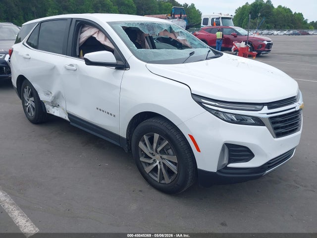 Salvage Chevrolet Equinox Image