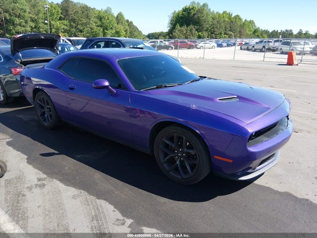 Salvage Dodge Challenger Image