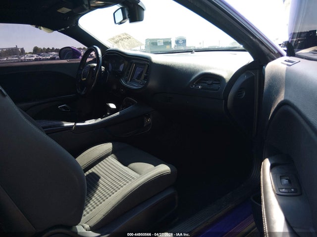 Dodge Challenger Sxt