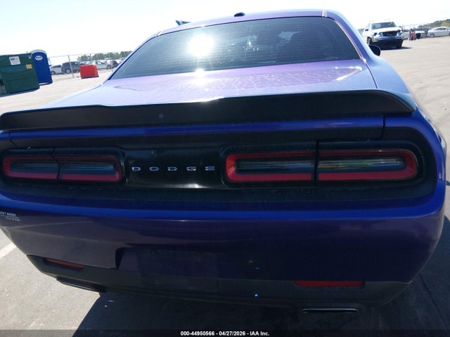 Dodge Challenger Sxt