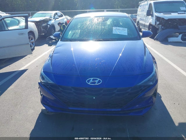 Hyundai ELANTRA Sel