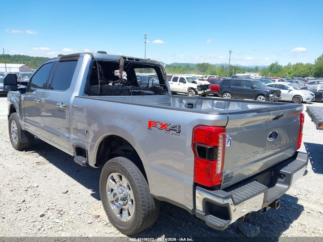 Ford F-350 Lariat