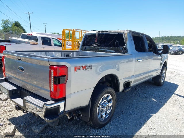 Ford F-350 Lariat
