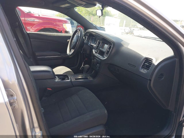Dodge Charger Se