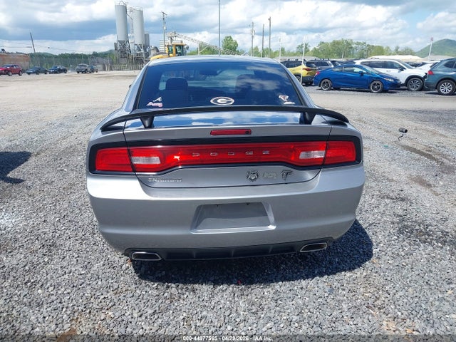 Dodge Charger Se
