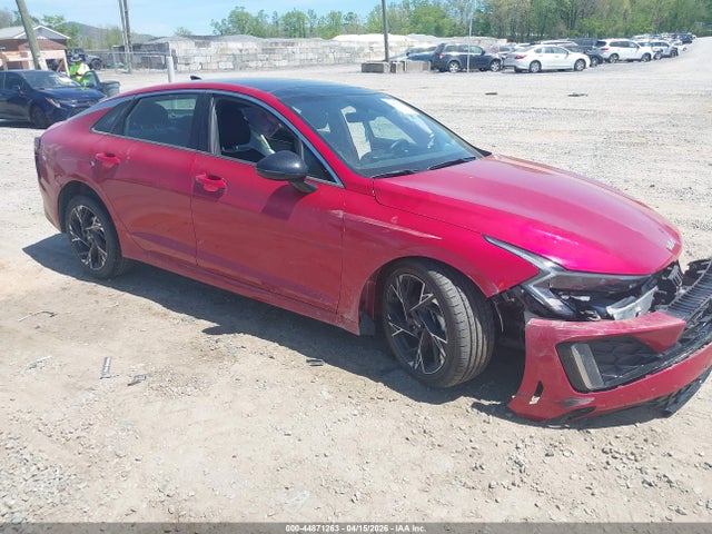 Salvage Kia K5 Image