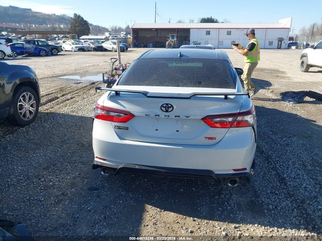Toyota Camry Trd