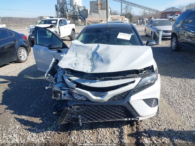 Toyota Camry Trd