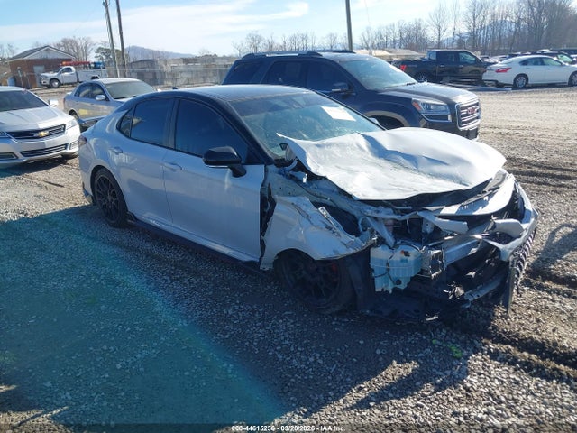 Salvage Toyota Camry Image