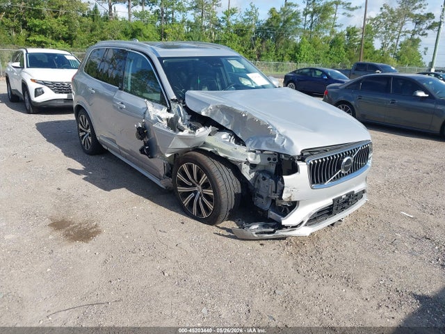 Salvage Volvo XC90 Image