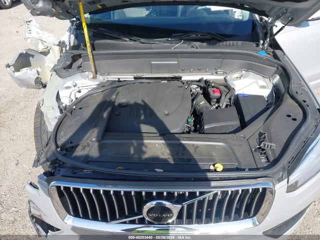 Volvo XC90 B5 Core