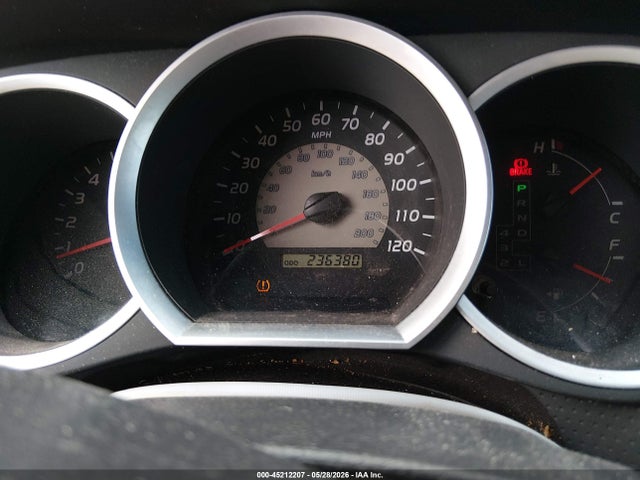 Toyota Tacoma Base V6