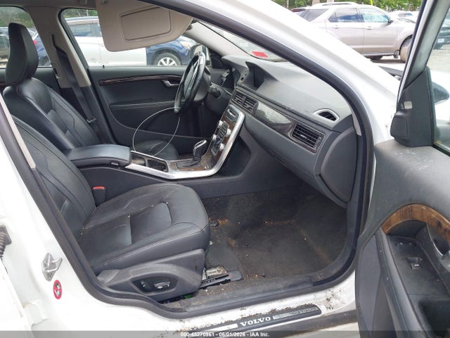 Volvo S80 T5