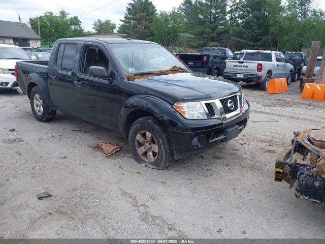 Salvage Nissan Frontier Image