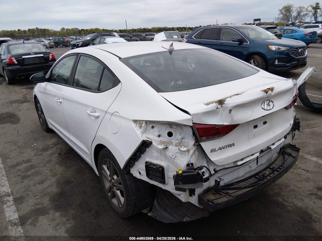 Hyundai ELANTRA Sel