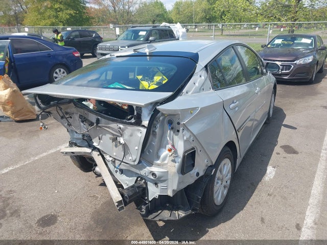 Toyota Prius L Eco