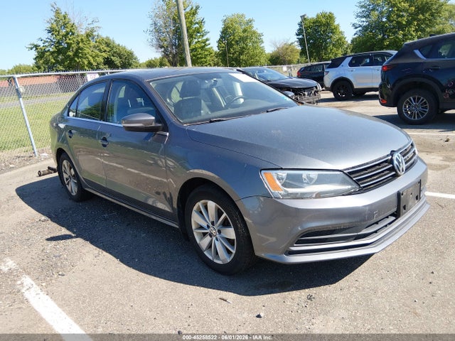 Salvage Volkswagen Jetta Image