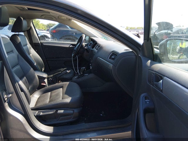 Volkswagen Jetta 1.8t Se