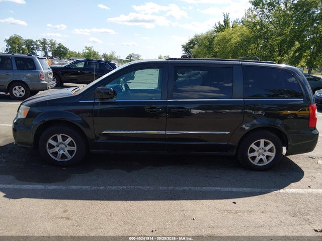 Chrysler Town & Country Touring