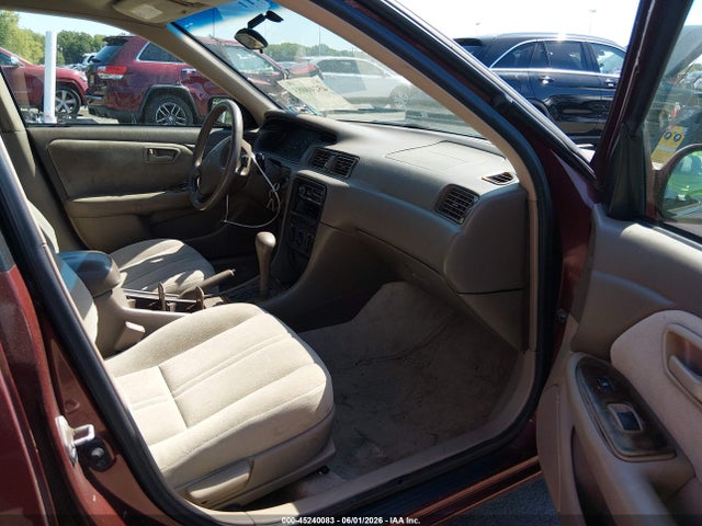 Toyota Camry Ce